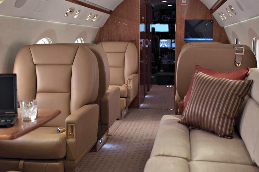 Gulfstream G550 Private Jet