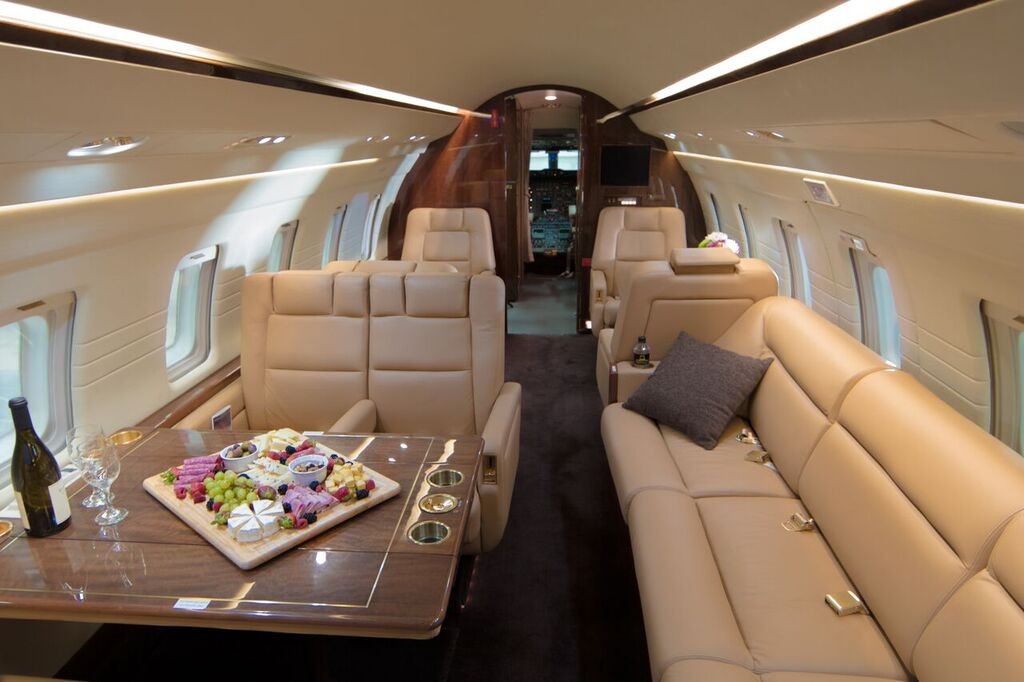 Challenger 601 Private Jet